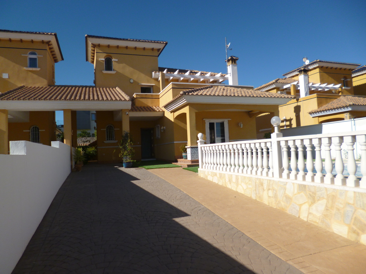 F1118: Villa for sale in La Zenia