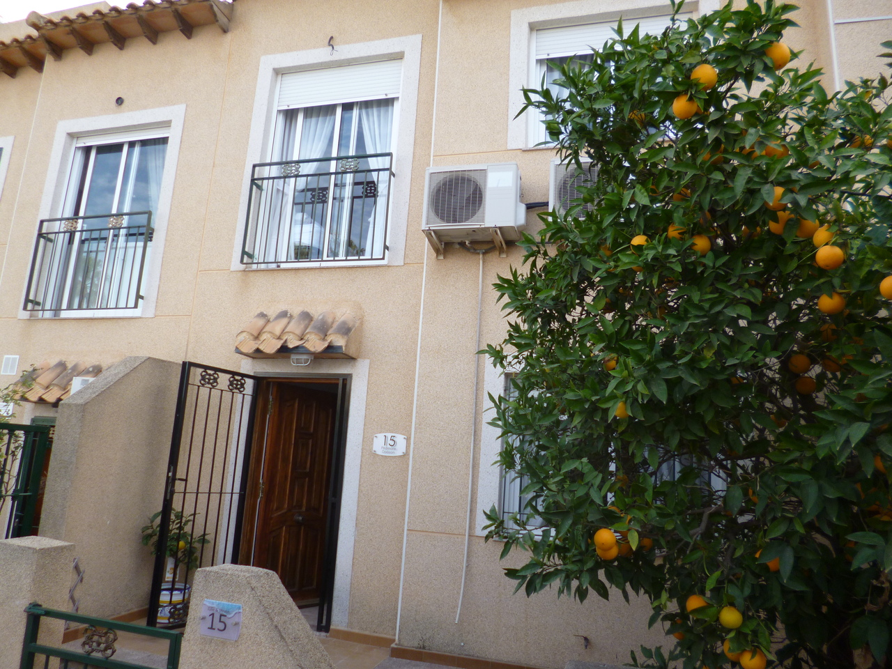 F2038: Town house for sale in Villamartin