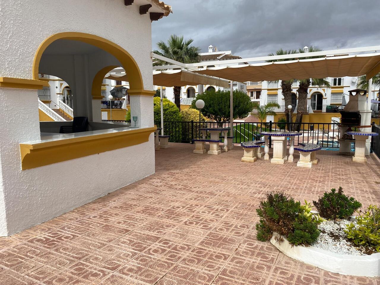 F2048: Apartment for sale in Villamartin