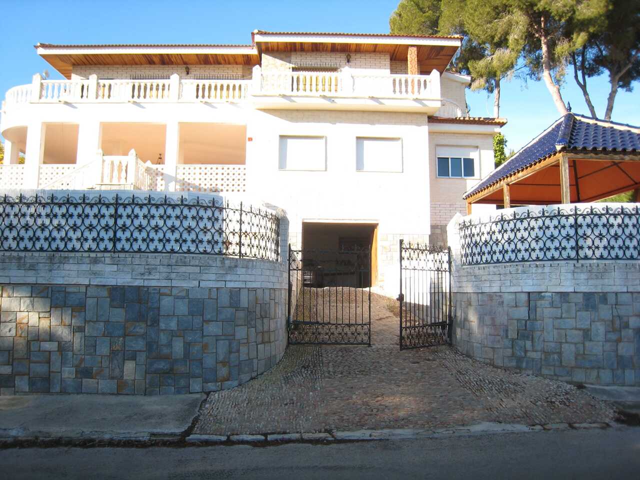 F1157: Villa for sale in Campoamor