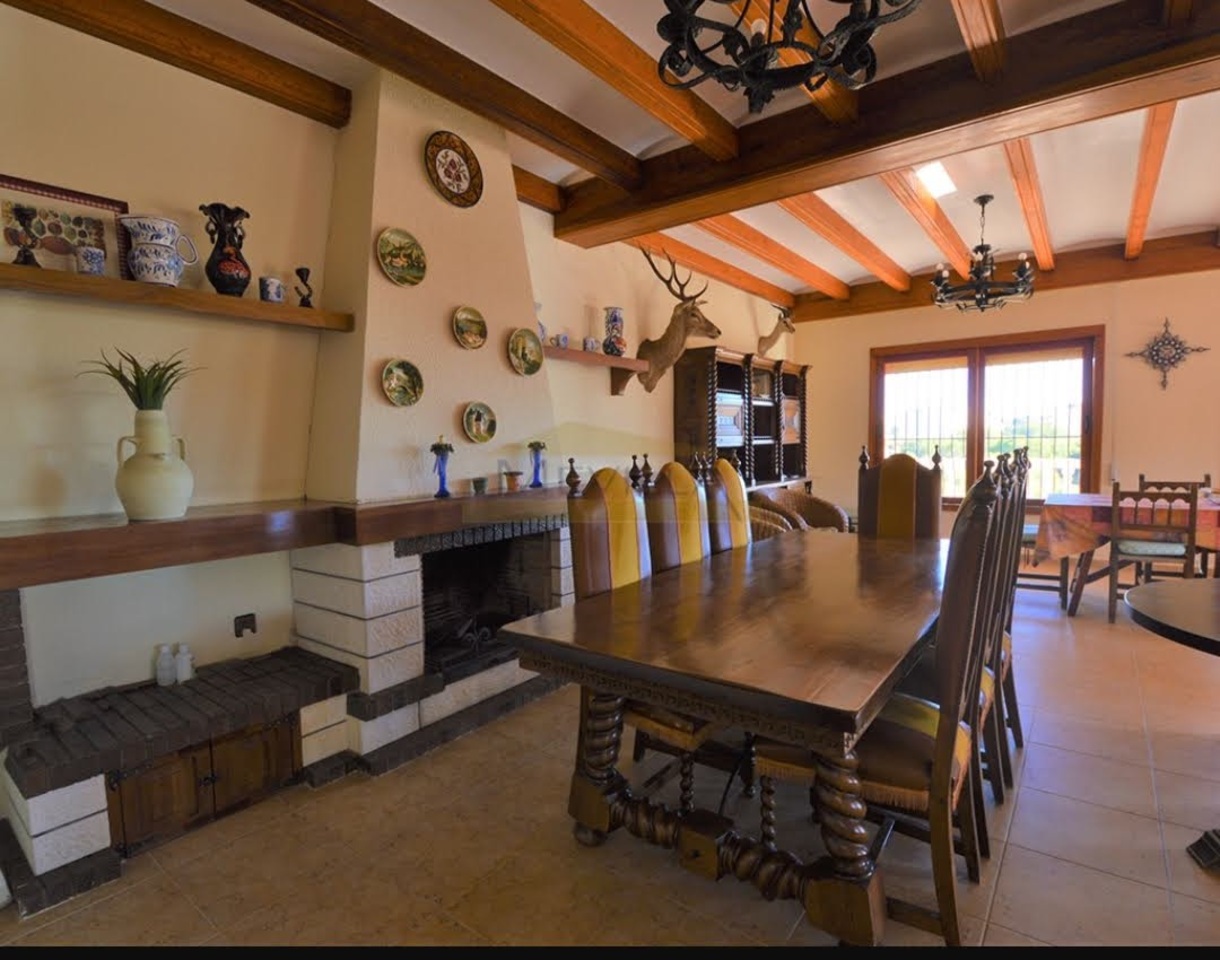 F1157: Villa for sale in Campoamor
